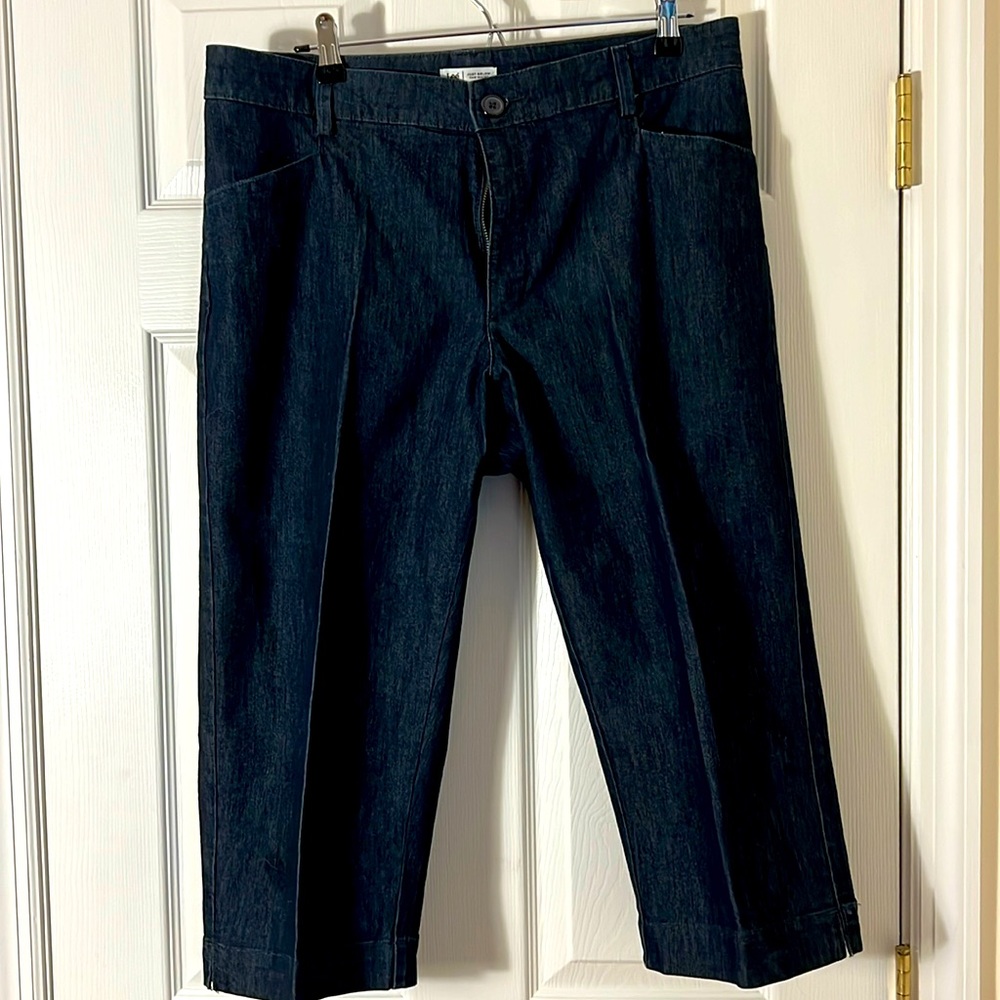 Lee denim, capris, size 14, medium.